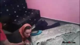أربعة ممثلين إباحيين عرب في ثنائي زائد طالبين