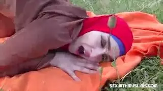 الفاتنة المحجبة تمارس الجنس في الخارج بفيديو صريح