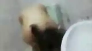 عاهرة ويب عربية ساخنة تتلقى عدة قذفات