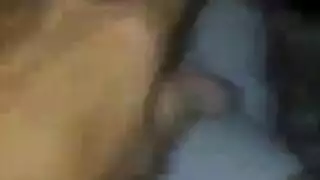 عاهرة حوض الاستحمام تأخذ قذفًا على وجهها