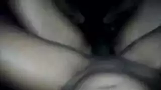 شقراء مؤهلة تحصل على ثقوبها مملوءة