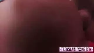 وضع وشم على الفرج