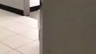 بوس لاعبة البلياردو