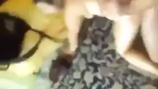 زوج ديوث يصور ثلاثي جنس صريح لزوجته مع صديقه