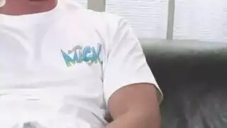 القفز على القضيب: أفضل مشاهد جيسيكا جايمس في وضعية الفارس المعكوس