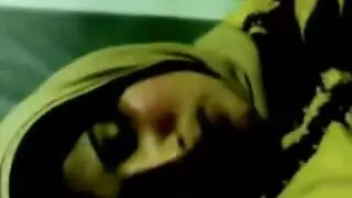 محجبة مغرية تمارس الجنس بقوة: كل حلم قذر يتحقق