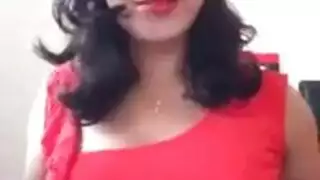 منى و شيماء