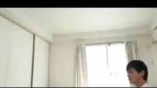 إعطاء رئيس أمي اليابانية خمر الألمانية