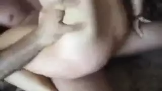 اختناق بالقضيب والضرب بقوة
