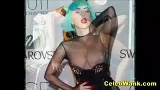 ست خلت صديق ابنها الكبي