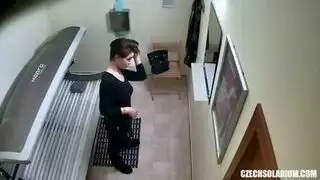 زنق البنت في المحل