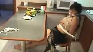 إغواء امرأة ناضجة: فعل شرجي مع الحماة