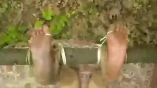 وجه ينكح بأثداء عملاقة