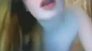 جزائرية تتكلم على الكام