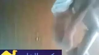 انبوب اباحي علي الواقف