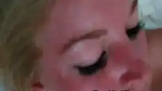 النجمة الشقراء رازيقة قرحان في مشهد جنس جماعي