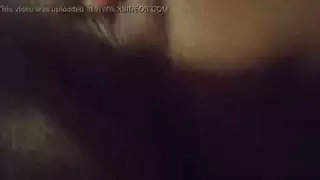 حسي كثير الشعر متعرج