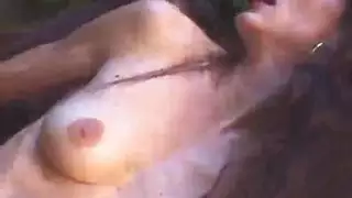 فتحة شرج محسّنة تتمدد في فعل إكس إكس إكس