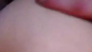 ام تنيج بته بقضيب صدناعي