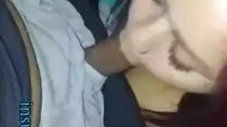 مراهقة يابانية هاوية تمص وتنكح منافستها بقوة