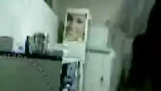 نيك الطيز بي زي صناعي
