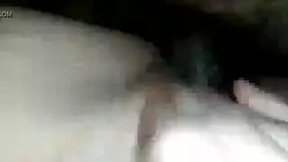 ملكة الشرج اللاتينية تأخذ زبًا ضخمًا