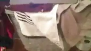 مريض مراهق يطالب بإعطاء الطبيب جنس فموي إباحي قوي