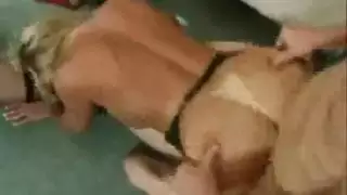 مثيرات يمنيات بمؤخرات كبيرة في بيكيني احتفال جنسي