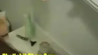 باربي السمراء تمتلك جنسياً من قبل فحل عربي في بورن