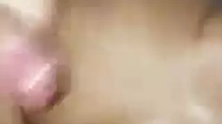 اليشم الظلام تحصل على إيلاج مزدوج من فحلين ضخمين
