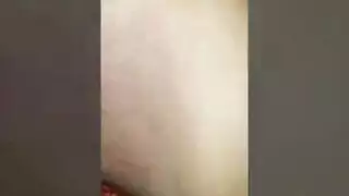 لاتينا تختنق وتأخذ القضيب الكبير للعجوز
