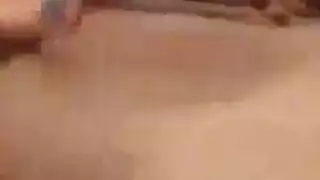 فتيات مثليات محجبات يستكشفن كل الميول الجنسية باستخدام ألعاب جنسية