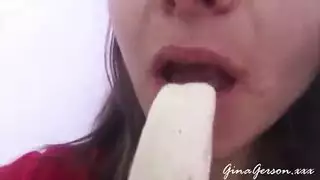 آيس كريمها تسربت، وكذلك عصارات فرجها