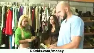 زوافيليا إكس إكس إكس: فتاة وحصان في فعل عنيف