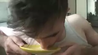 مثليتين وشاب يمارستن ااجنس