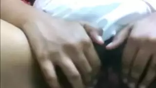 فرخة لطيفة تُلمس بعمق في الفندق