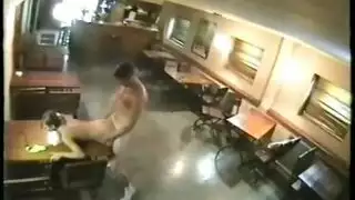 نيك الزبونة المطيزة