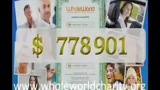 عاهرة نحيلة تحصل على حمولة مني فوضوية على وجهها