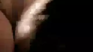 تساعد زوجها في العمل