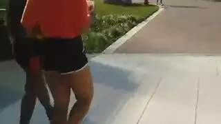 واغست تلون