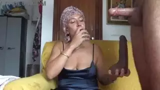 ابن الزوج يمارس الجنس مع زوجة أبيه التركية في مشهد إباحي عائلي محرم