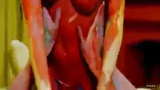 وقت الاستحمام مع نيكول: الملاك المبلل تأخذ قضيبًا كبيرًا