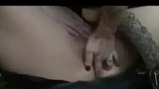 شريط جنس سحاقي: ديلدو في الأعماق