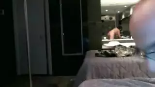 بول رجل في فم امرأة