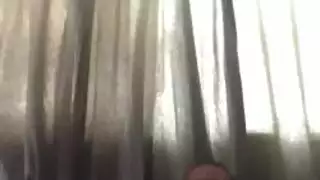 الجار يمارس الجنس مع ربة المنزل المثارة بعد مص عميق للقضيب على ركبتيها