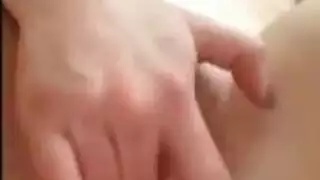 تسلل إلا غرفتييه