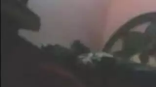 تتفرك كسها وتتاوه