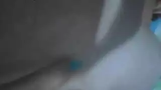 مشهد ويندي شين الإباحي: ألسنة، أعمدة، وجنس هاردكور