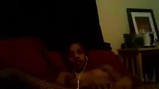 ذكر أسود عازب: قضيب يدوي قاسي وقذف
