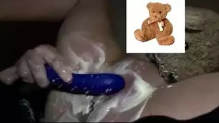 مؤخرة سنو وايت العربية الضيقة تقطر زبادي بعد عبادة هنتاي